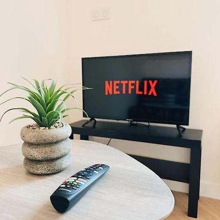 Le Studio - Cocon Scandinave - Parking Gratuit Pont-de-Veyle Bagian luar foto